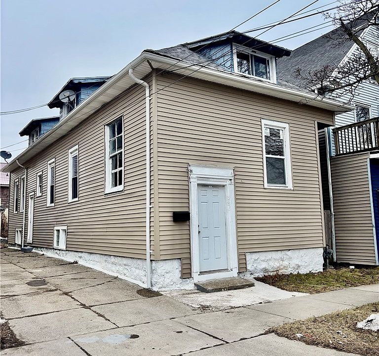 1st image of 486 Leroy Ave