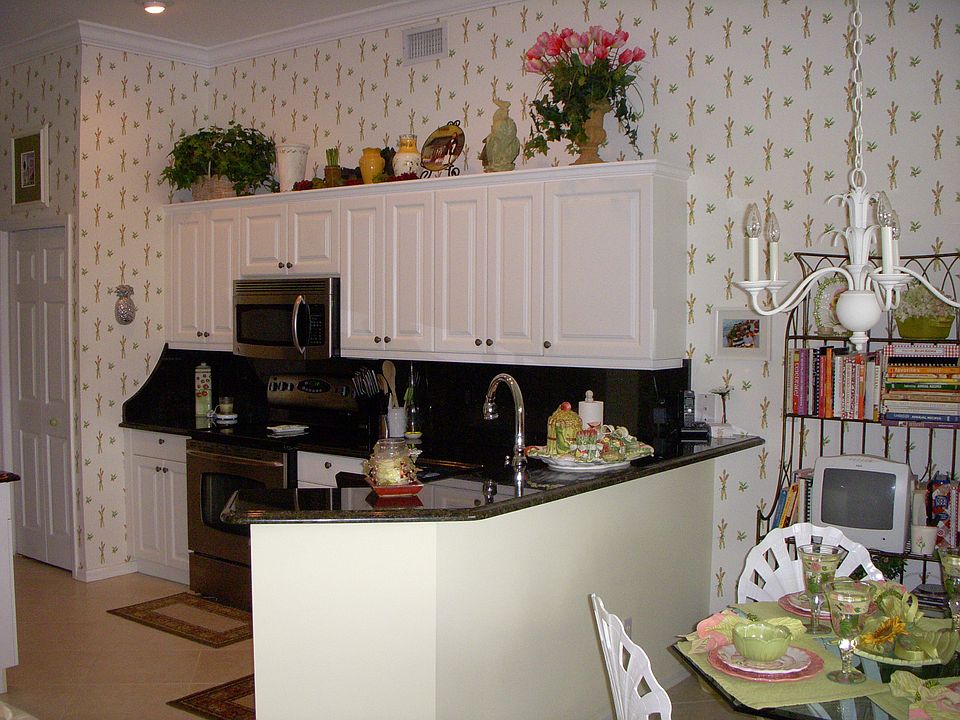 2nd image of 945 Eastham Way APT 203