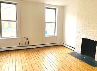 130 Nassau Ave APT 2F, Brooklyn, NY 11222