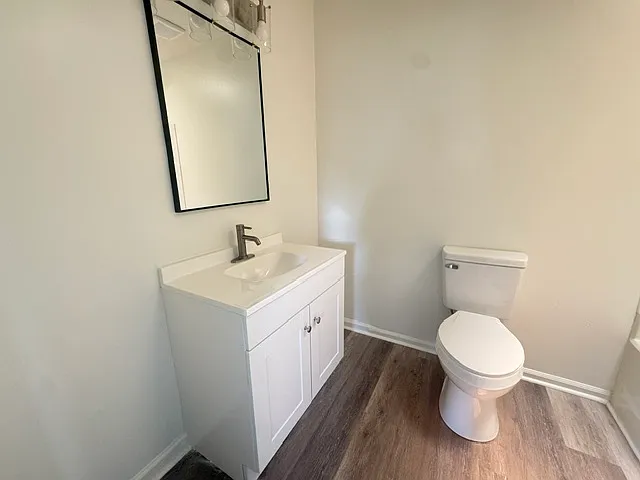 6821 Playfield Dr — Photo 10