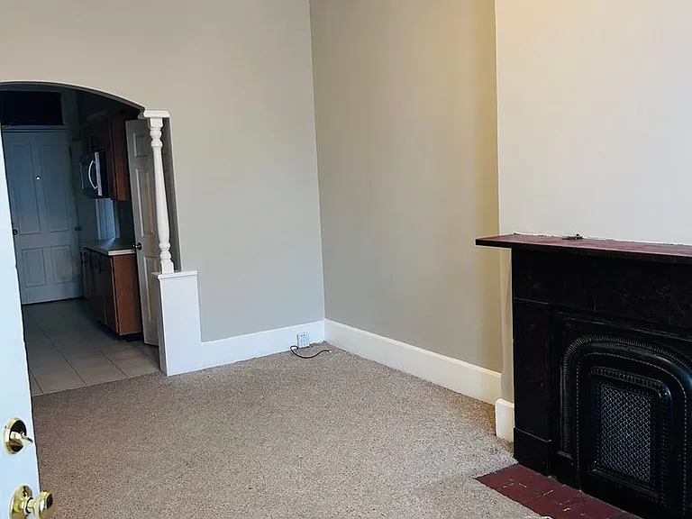 1737 Madison St — Photo 3