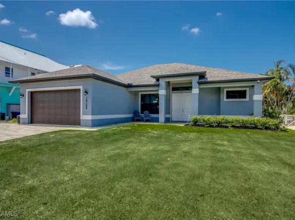 16105 Bowline St, Bokeelia, FL 33922