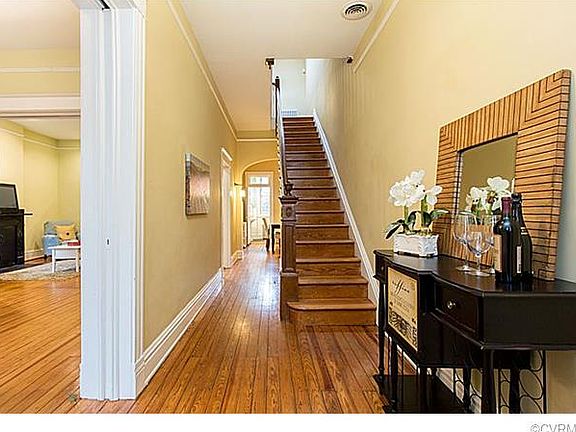 3rd image of 2905 Ellwood Ave