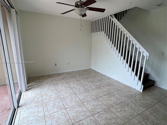 5th image of 185 Riverwalk Cir #0
