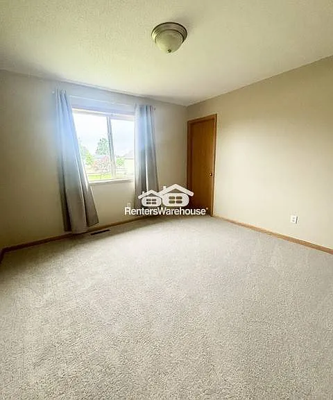 605 7th Ave SW — Photo 17