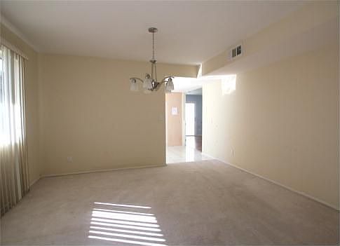5th image of 6210 Ellenview Ave
