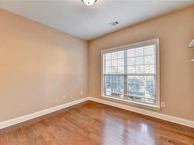 3709 Union Park Dr — Photo 7