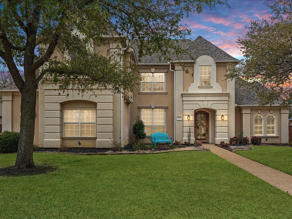 1st image of 920 Meandering Woods Dr