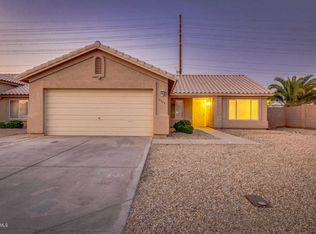 8424 W Dahlia Dr, Peoria, AZ 85381