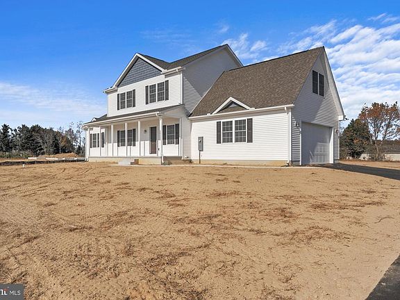 3rd image of 26352 Meadow Ln