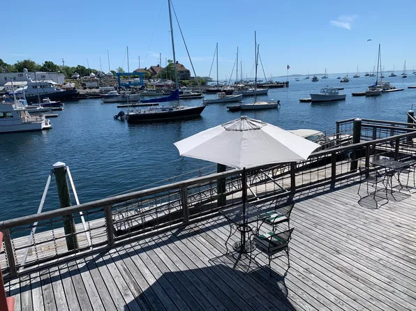 52 Bay View St #7, Camden, ME 04843