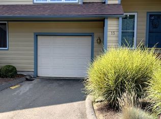 15 L Hermitage Dr #15, Shelton, CT 06484