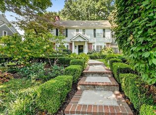 6908 Valley Rd, Kansas City, MO 64113