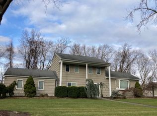 15 Ashwood Pl, Parsippany, NJ 07054