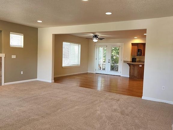 Great room / dining room