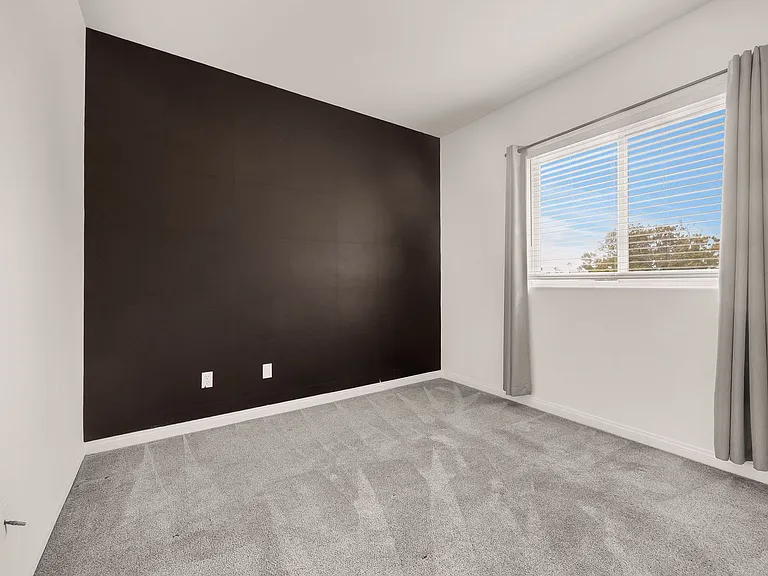 404 N Horne St N #D31 — Photo 13