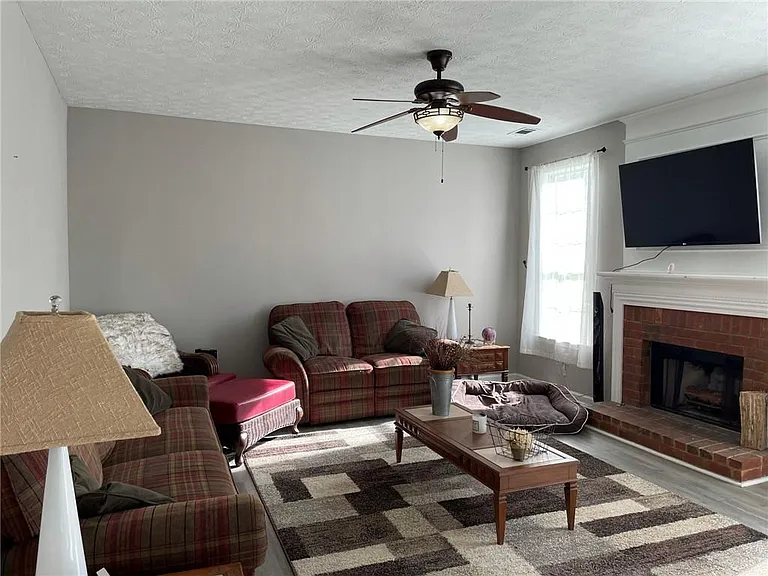 2120 Grand Jct — Photo 13