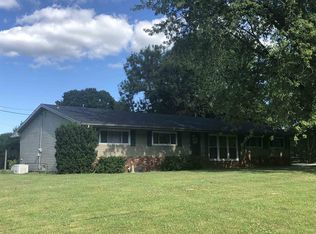 6304 N Blackburn Rd, Petersburg, IN 47567