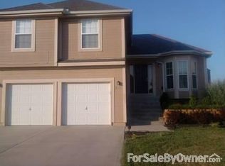 845 River Falls Rd, Edwardsville, KS 66111