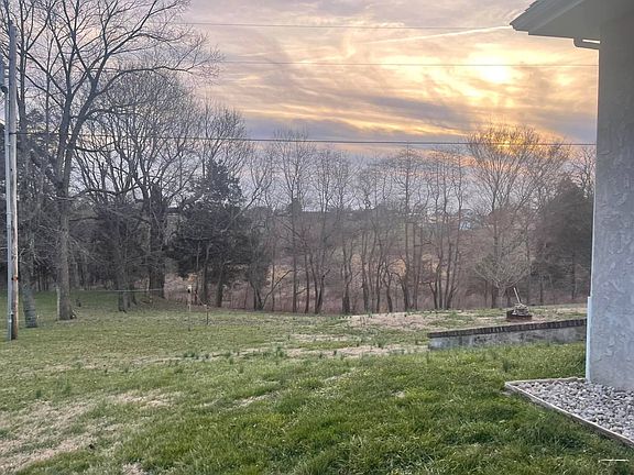 5th image of 88 Moss Bale Ln