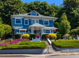 61 Main St, Cathlamet, WA 98612