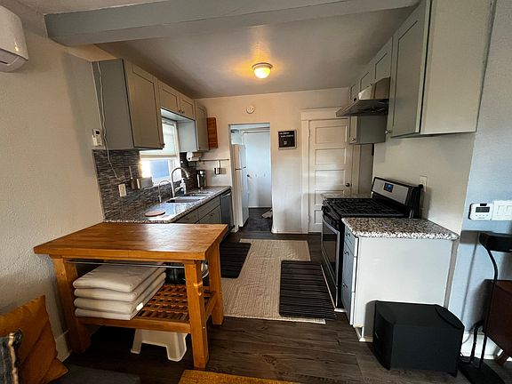 3rd image of 3721 Vermont St