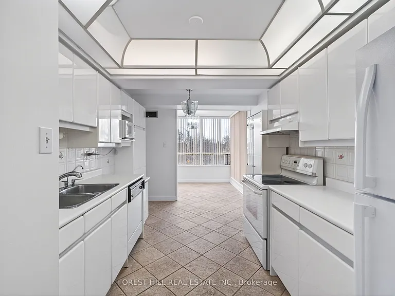 343 Clark Ave W #203 — Photo 5