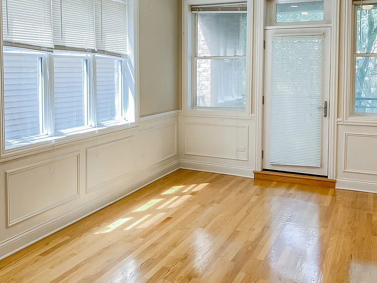 2843 N Southport Ave #1 — Photo 11