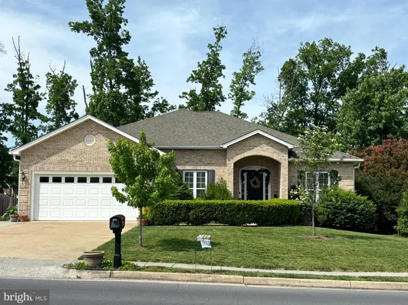 454 Canyon Rd, Winchester, VA 22602