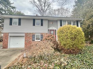 275 Mill Rd, Burlington, NJ 08016