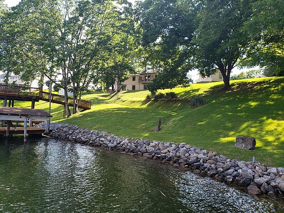 3rd image of 1156 Waterwheel Dr