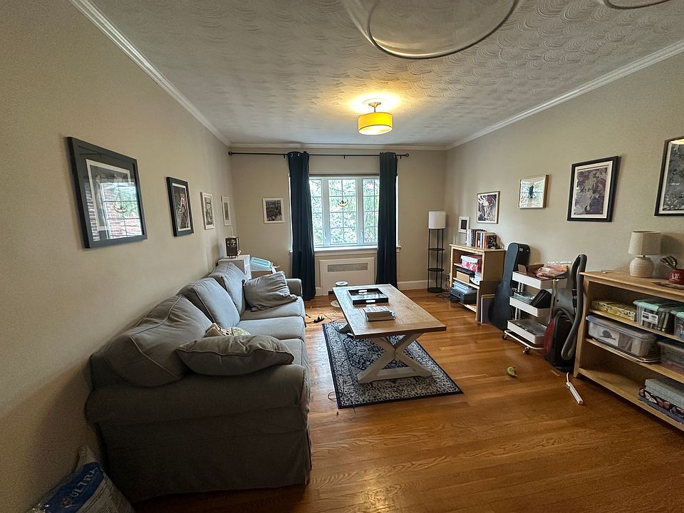1st image of 549 Centre St #8A