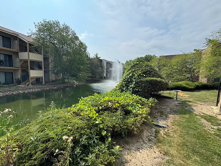 191 N Waters Edge Dr #101 — Photo 14
