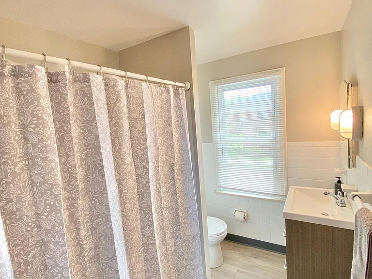 13710 Cedar Rd #2 — Photo 24
