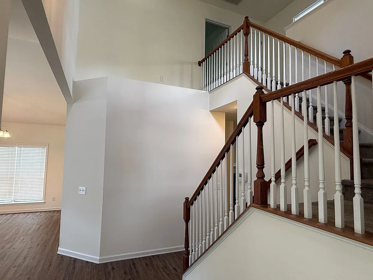 Building Photo - 10411 Hellebore Rd