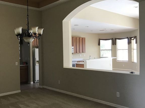 4th image of 4091 Blue Heron Cir