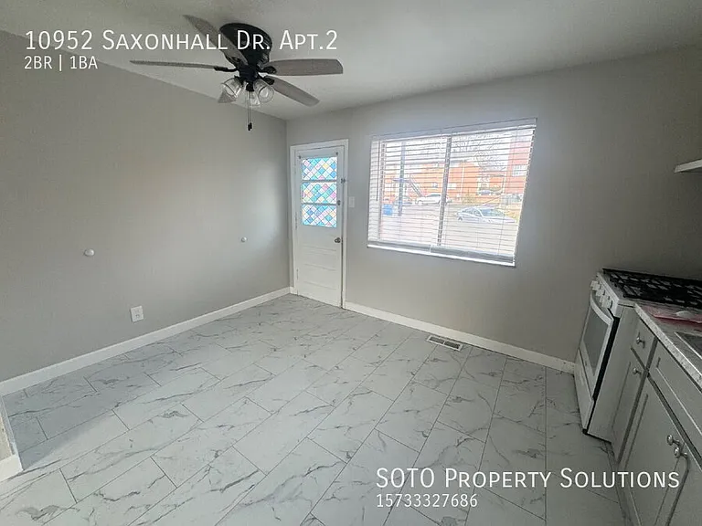 10952 Saxonhall Dr #2 — Photo 8