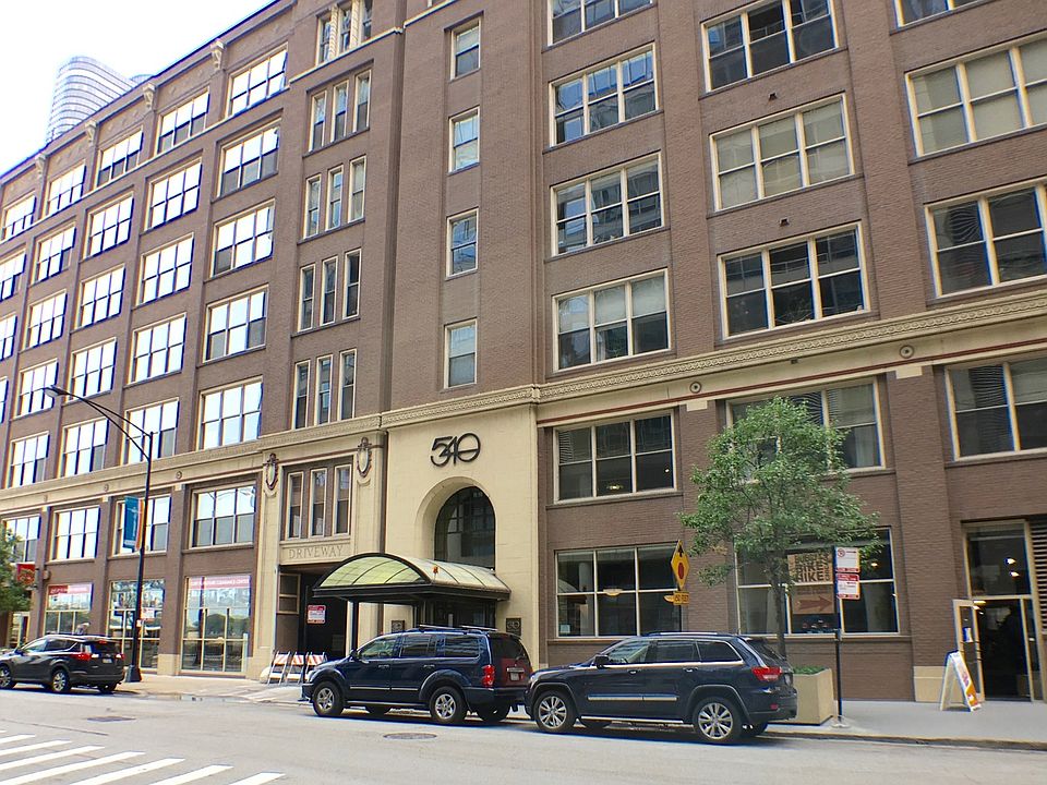 1st image of 540 N Lake Shore Dr APT 316