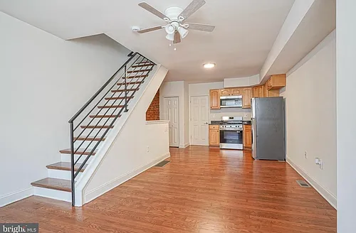 2010 S Croskey St Photo 1