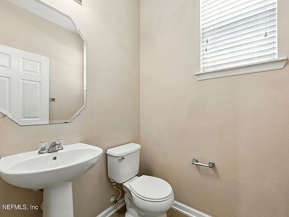 3rd image of 11906 ALEXANDRA Drive