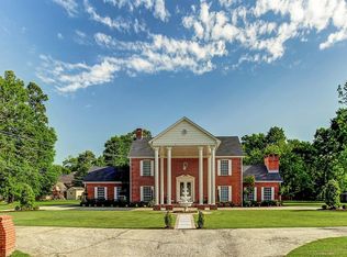 1602 Country Club Dr, Crosby, TX 77532