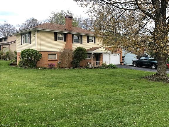 3rd image of 5641 Tarrytown Ln