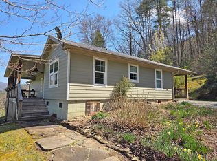 575 Licklog Rd, Bryson City, NC 28713
