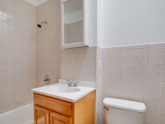 5th image of 7165 70th St #2