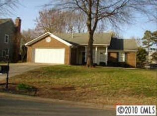 13715 Seaton Dr, Mint Hill, NC 28227