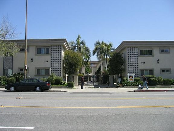 4th image of 920 S Central Ave APT 25