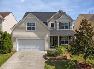 2008 Woodsdale Dr, Durham, NC 27703
