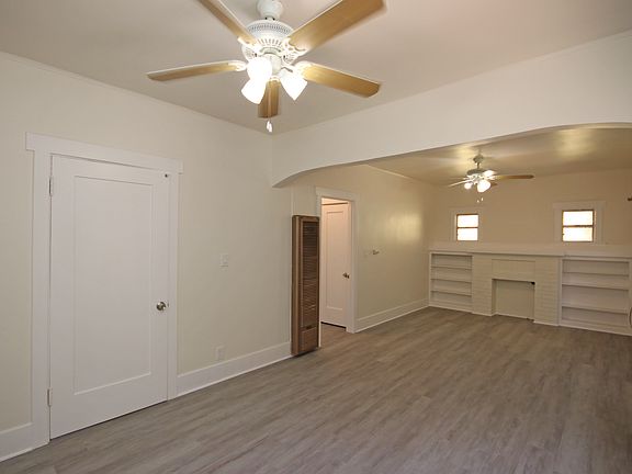 3rd image of 1659 N Lake Ave #2