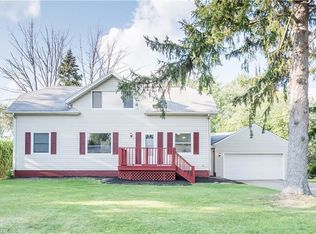 364 Meadowlane Rd, Seven Hills, OH 44131
