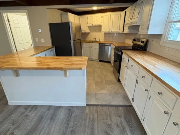 34 Boston St Unit 2, Salem, MA 01970